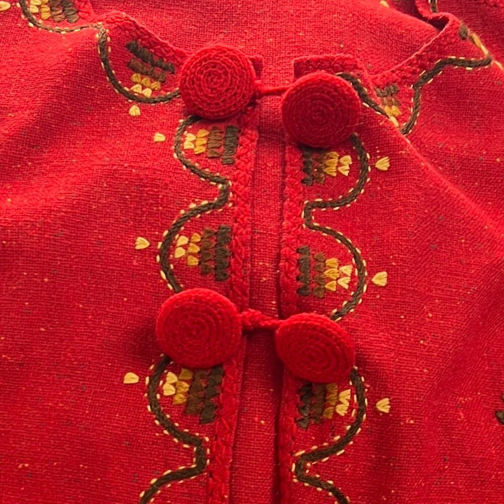 Vintage Handmade Embroidered Poncho Cape Crochet Woven Jacket Coat Cloak Long - Picture 4 of 5